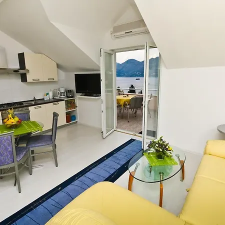 Ana 1 Apartmán *